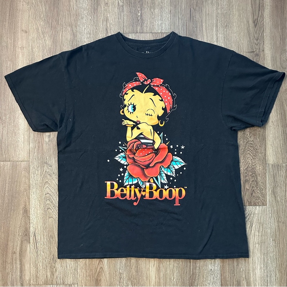 Betty Boop Graphic T-shirt
